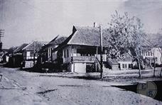 Дом и улица на фото П.Жолтовского, 1930 г. Дом и улица на фото П.Жолтовского, 1930 г.