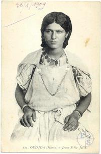 Уджда, Марокко, 1909. Еврейская девушка Уджда, Марокко, 1909. Еврейская девушка