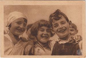 Биробиджан. Дети евреев-переселенцев, 1930-е гг. Биробиджан. Дети евреев-переселенцев, 1930-е гг.