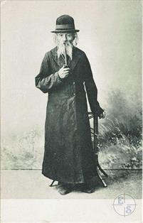 Типы галицийских евреев. Еврей с трубкой, 1911 Типы галицийских евреев. Еврей с трубкой, 1911