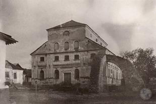 Зиньков, Хмельницкая область. Синагога, фото П.Жолтовского, 1930 Зиньков, Хмельницкая область. Синагога, фото П.Жолтовского, 1930