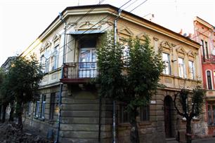 Доходный дом №38. Фото Петей Степана, Википедия Доходный дом №38. Фото Петей Степана, Википедия