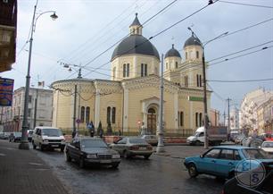 Улица Главная начинается с собора св. Параскевы Улица Главная начинается с собора св. Параскевы