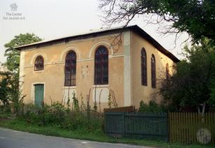 Синагога Новая Вижница, фото 1994 г. Синагога Новая Вижница, фото 1994 г.