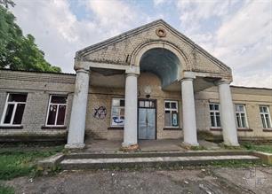 А вот кто нарисовал звезду Давида на фасаде - вопрос) Снято в июле 2021 А вот кто нарисовал звезду Давида на фасаде - вопрос) Снято в июле 2021