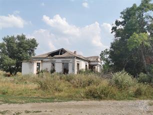 В 1952 г. школа была перестроена под сельский клуб В 1952 г. школа была перестроена под сельский клуб