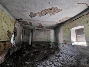 Внутри бывшей синагоги Внутри бывшей синагоги