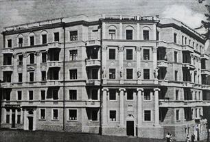 Тут еще видны летчики. Фото 1950-х гг Тут еще видны летчики. Фото 1950-х гг