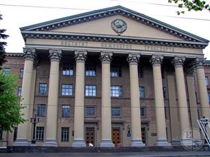Советскую символику уже отбили Советскую символику уже отбили