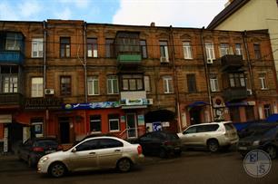 В этом доме размещалось училище Злобинского В этом доме размещалось училище Злобинского