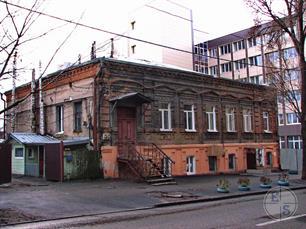 Дом на Паторжинского Дом на Паторжинского