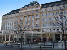 Гостиница Carlton-Savoy, самая крутая в Братиславе Гостиница Carlton-Savoy, самая крутая в Братиславе