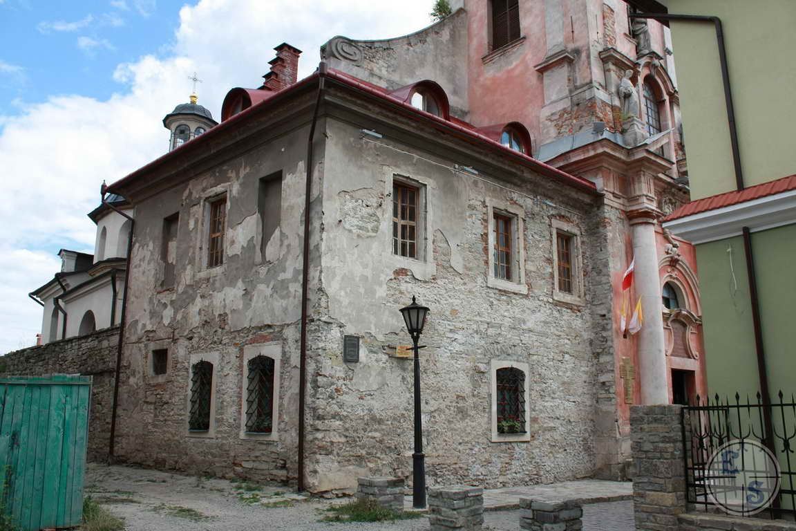 Дом Потоцких, 18 в. Дом Потоцких, 18 в.