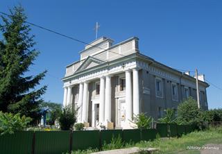 Костел в Черном Острове. Фото Н.Пекарского Костел в Черном Острове. Фото Н.Пекарского