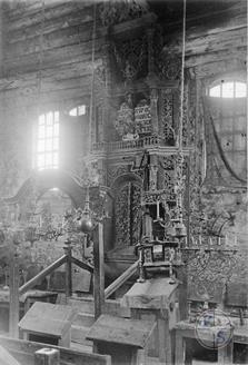 The interior of the synagogue. Richly decorated Aron Codesh (cabinet with Torah scrolls) and personal places for prayers