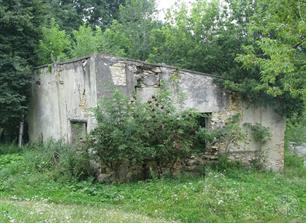 Destroyed synagogue in Chernelytsya, 2010 Destroyed synagogue in Chernelytsya, 2010