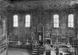 The interior of the Khodoriv synagogue The interior of the Khodoriv synagogue