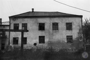 Synagogue in Komarno, 1998 Synagogue in Komarno, 1998