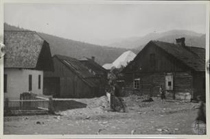 Skole, street in the Jewish quarter. Photo of Józef Tężycki, 1937 Skole, street in the Jewish quarter. Photo of Józef Tężycki, 1937