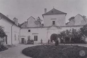 Svirzh Castle, 1892-1897