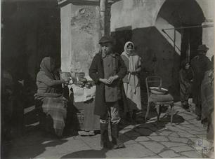 Jewish family in Brody. All photos of 1914-1918 Jewish family in Brody. All photos of 1914-1918