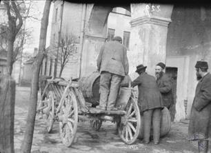 Jewish water carriers Jewish water carriers