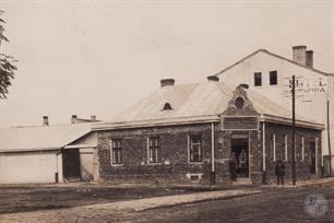 In the background on the building, the inscription is visible - the Hotel of Schapira. 1930s In the background on the building, the inscription is visible - the Hotel of Schapira. 1930s