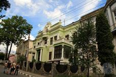 Один из самых красивых особяков. Ул. Мицкевича, 9 Один из самых красивых особяков. Ул. Мицкевича, 9