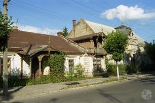 Old houses on central street, 1997