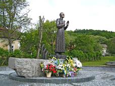 Monument to Omelian Kovch in Przemysliany