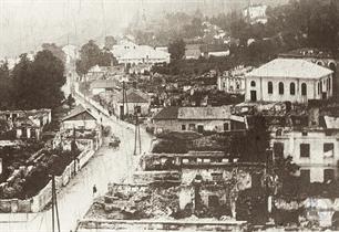 On the right is a big Beit-Midrash, to the left of it is Small Beit-Midrash, behind them you can see the ruins of a large synagogue