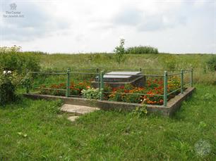 Memorial on the South mass grave in Rohatyn Memorial on the South mass grave in Rohatyn