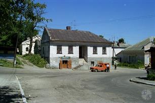 Former Jewish house in Rozdil, 1995 Former Jewish house in Rozdil, 1995