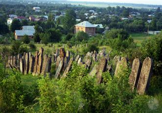 Jewish Cemetery in Solotvyn, 1997