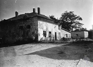 In Soviet times, the synagogue was rebuilt into a bathhouse, and dismantled in the 1990s In Soviet times, the synagogue was rebuilt into a bathhouse, and dismantled in the 1990s