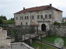 Sobesky completely rebuilds and strengthens it with four bastions with towers Sobesky completely rebuilds and strengthens it with four bastions with towers