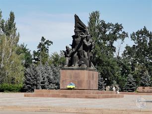 Памятник десантникам Памятник десантникам