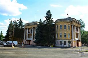 Здание библиотеки Здание библиотеки