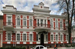 Бывшая гостиница. Фото mycity.kherson.ua Бывшая гостиница. Фото mycity.kherson.ua