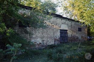 Синагога в Приютном, 2003 Синагога в Приютном, 2003