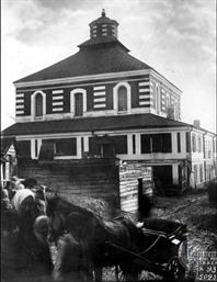 Возле синагоги, нач. 20 в. Возле синагоги, нач. 20 в.