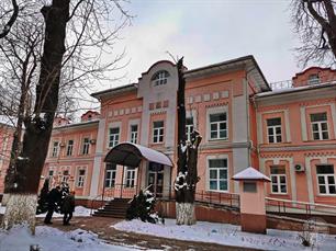 Бывший терапевтический корпус, сейчас - радиология онкодиспансера Бывший терапевтический корпус, сейчас - радиология онкодиспансера