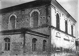 Синагога в Клевани, восточный фасад Синагога в Клевани, восточный фасад