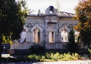 Сгоревшая Малая синагога, 1998 Сгоревшая Малая синагога, 1998