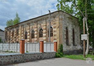 Синагога в Лохвице, 2017 Синагога в Лохвице, 2017