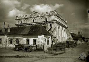 На аттике можно рассмотреть звезду Давида, фото 1920-х гг