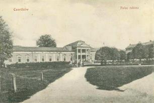 Residence r. David Moshe was in the castle grounds Residence r. David Moshe was in the castle grounds
