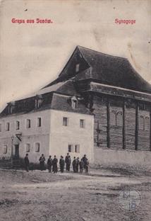 The synagogue was destroyed during World War II The synagogue was destroyed during World War II