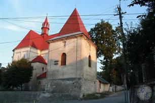 Оборонный костел Св. Петра и Павла