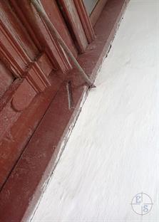 Trace of mezuza on the former Jewish house at Shevchenko str. Trace of mezuza on the former Jewish house at Shevchenko str.